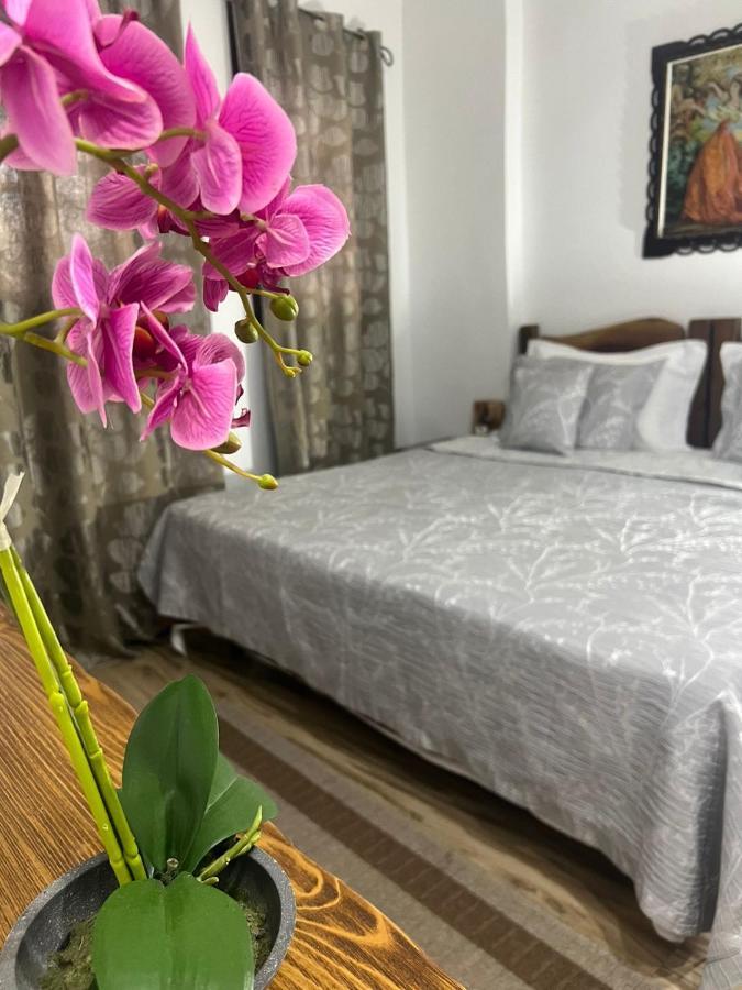 בראט Hotel Omer מראה חיצוני תמונה