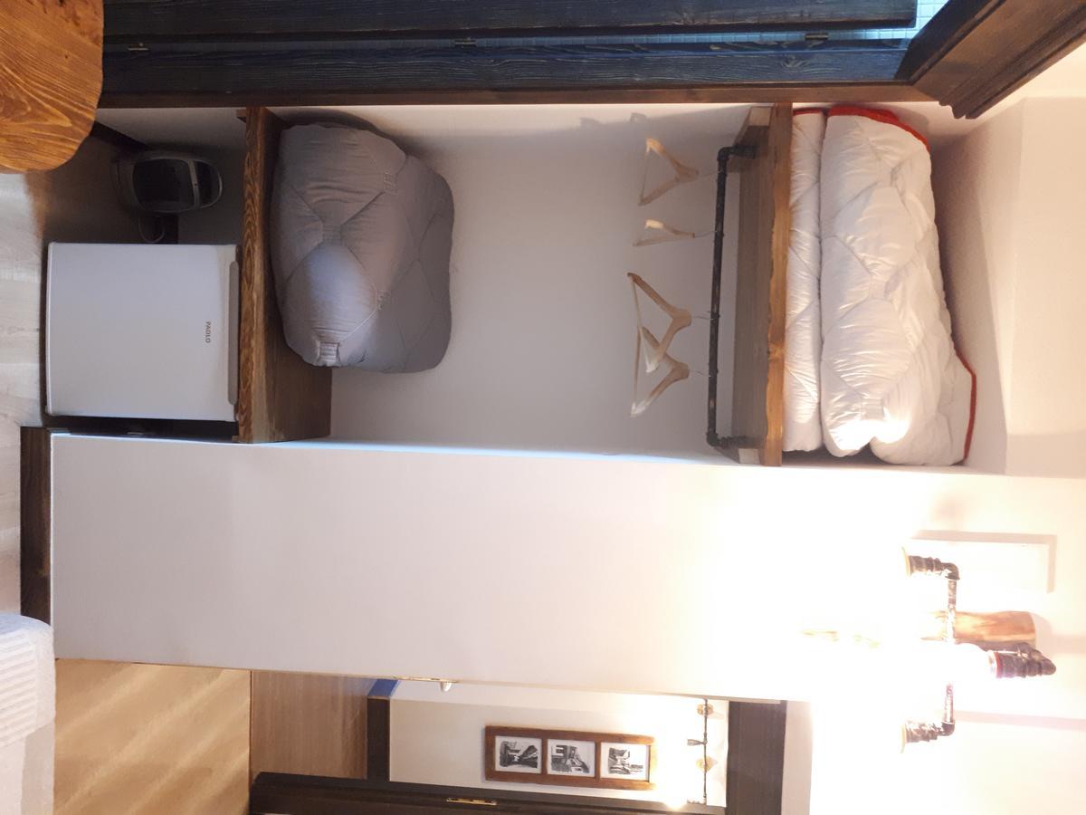 בראט Hotel Omer מראה חיצוני תמונה
