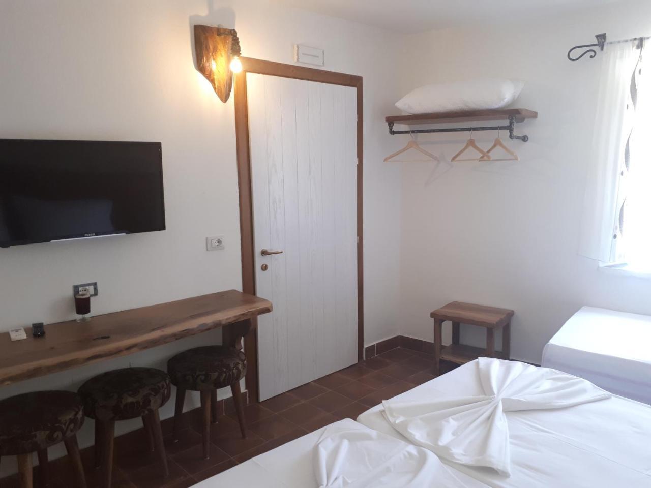 בראט Hotel Omer מראה חיצוני תמונה